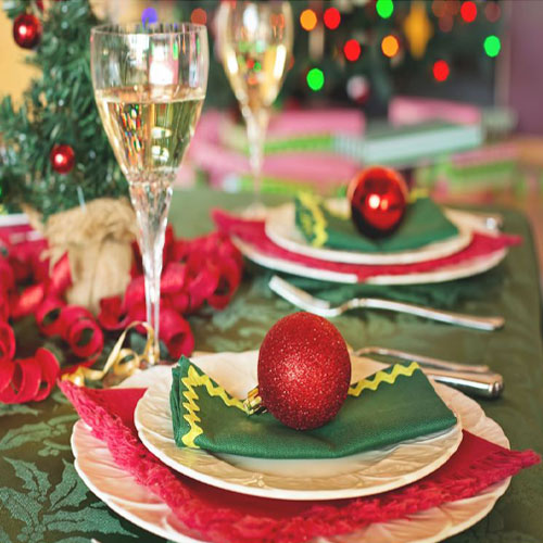 Magical Christmas Table Setting – Creative Ideas and Inspiration! - The ...